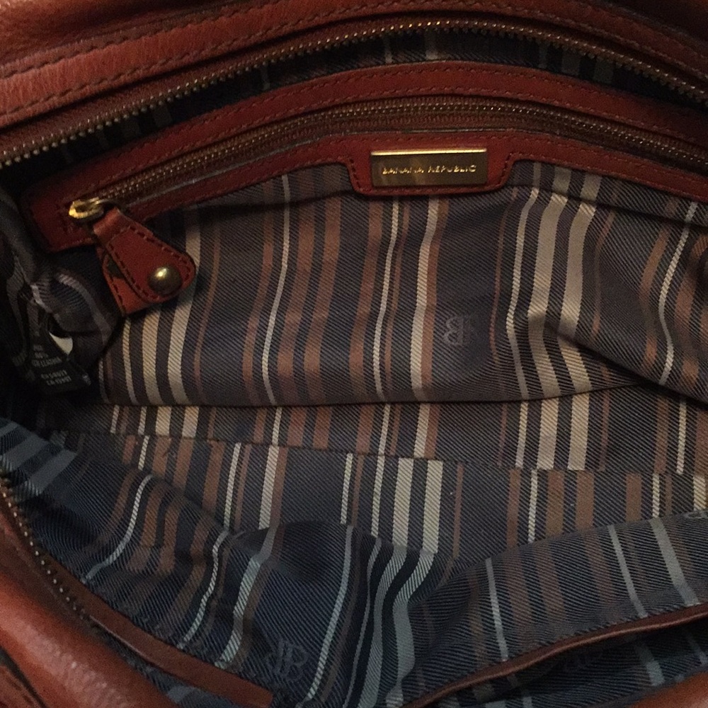 Banana Republic leather purse - Picture 5 of 6